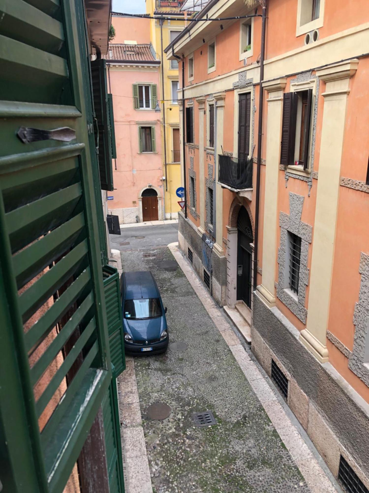 La Terrazza Di Aida Apartment Verona Luaran gambar